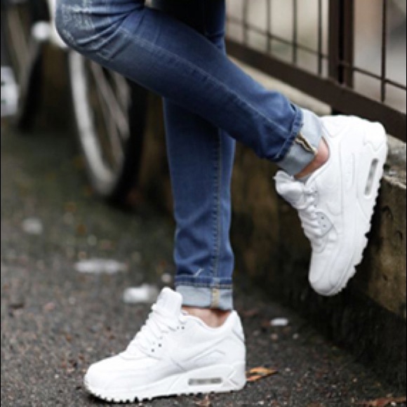 nike air max 90 trainers in triple white